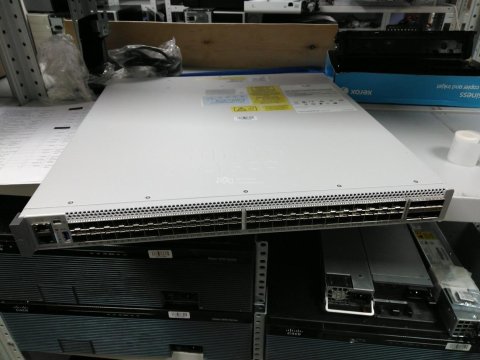 Лот №157, Коммутатор Cisco Catalyst C9500 — фото 1