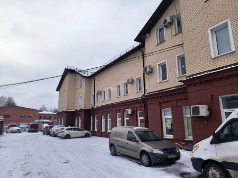 Готовая инвест-платформа: земля под застройку у КАД + актив у метро в одном юрлице — фото 1